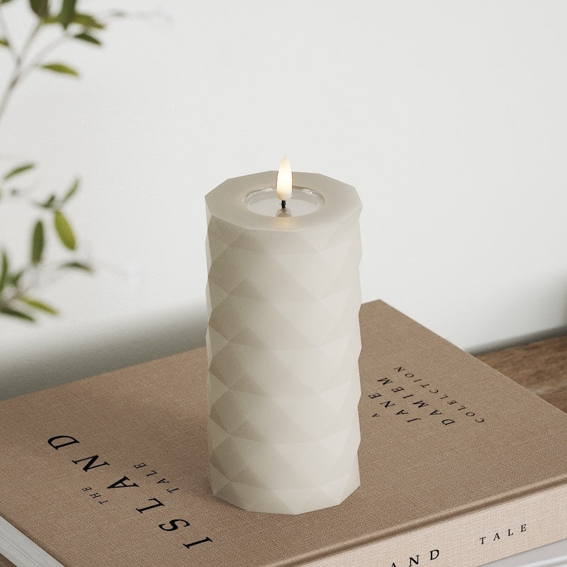 Deluxe Homeart Square LEDs Vela pilar Ø 7,5 x 15 cm Areia